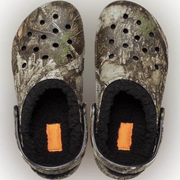 Crocs Kids’ Realtree APX® Lined Classic Clog Sandals | J4 | Multi | NO BOX - Picture 4 of 13